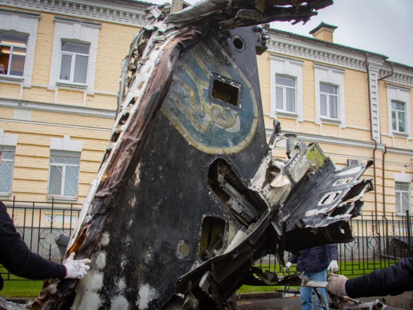 Уламки збитого росіянами літака Су-24М тепер в музеї