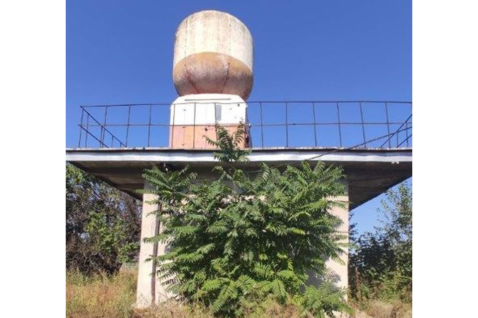 Продається будівля колишнього приймального радіоцентру Одеського аеропорту